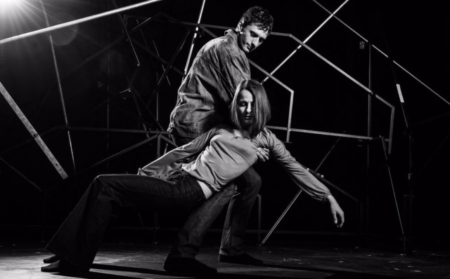 Premiera Dzieci z dworca ZOO w wersji baletowej odbyła się w sobotę wieczorem w Operze na Zamku w Szczecinie. Historię nastoletniej narkomanki z powieści Christiane Very Felscherinow przeniósł na scenę wybitny choreograf Robert Glumbek.