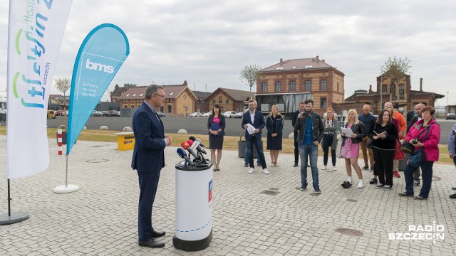 Festiwal rzeźb z piasku, koncerty na czterech scenach, ale przede wszystkim kilkadziesiąt jednostek pływających w tym jeden z największych żaglowców świata - to atrakcje tegorocznej edycji Dni Morza. Impreza odbędzie się w Szczecinie w drugi weekend czerwca. We wtorek organizatorzy przedstawili jej plany.