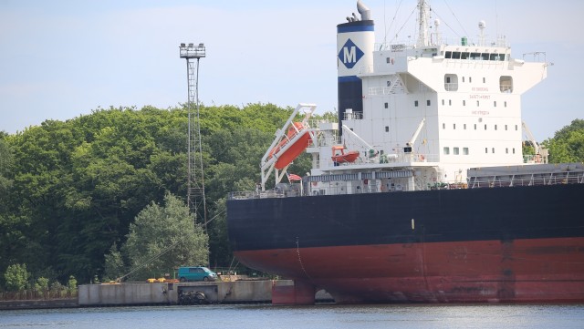 Okres wylęgania gorączki krwotocznej jest dużo krótszy niż podróż statkiem z Afryki, dlatego szansa, że zmarły Filipińczyk chorował na ebolę jest właściwie zerowa - powiedziała reporterowi Radia Szczecin Jolanta Niścigorska-Olsen, konsultant wojewódzki ds. chorób zakaźnych.