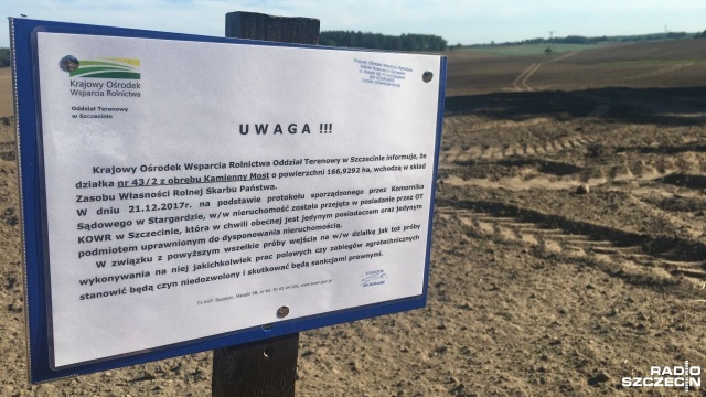 Rolnicy alarmują o nielegalnym zasiewie ponad 100 hektarów (we wsi Kamienny Most) przez spółkę Agromak. Jej pracownicy gryką obsiali pola, które należą do Krajowego Ośrodka Wsparcia Rolnictwa.
