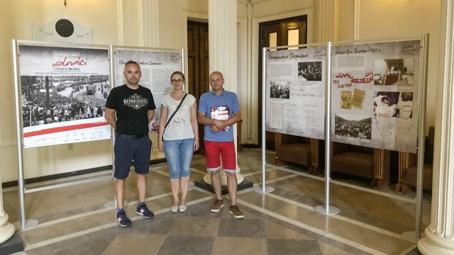 Szczecińska droga do wolności. Strajki w 1988 roku - to tytuł wystawy, która w środę w południe zostanie otwarta w Domu Polonii w Warszawie.