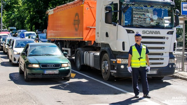 Dni Morza już od piątku, ale od czwartku wieloma ulicami miasta w pobliżu Odry przejechać się nie da.