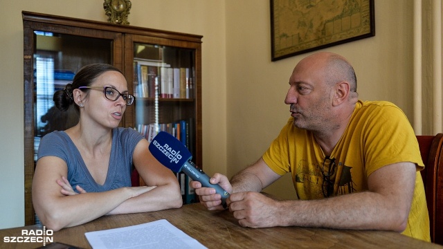 Szczecińscy archiwiści pomagają porządkować dokumenty pozostałe po 2. Dywizji Strzelców Pieszych, które zachowały się w Szwajcarii. Druga Dywizja to jednostka Armii Polskiej we Francji, która po kapitulacji tego kraju w 1940 roku przekroczyła granicę szwajcarską i została internowana.