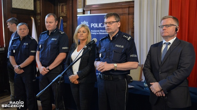 Nowoczesny sprzęt do identyfikacji śladów DNA trafi do zachodniopomorskiej policji i niemieckiej z Meklemburgii.