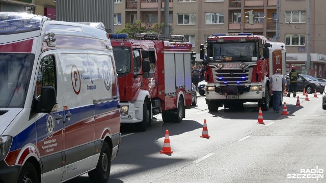 Funkcjonariusze zatrzymali w sklepie na placu Rodła awanturującego się mężczyznę. Jak powiedziała nam rzecznik Komendy Wojewódzkiej Policji w Szczecinie Anna Gembala, zatrzymany miał przy sobie granat.