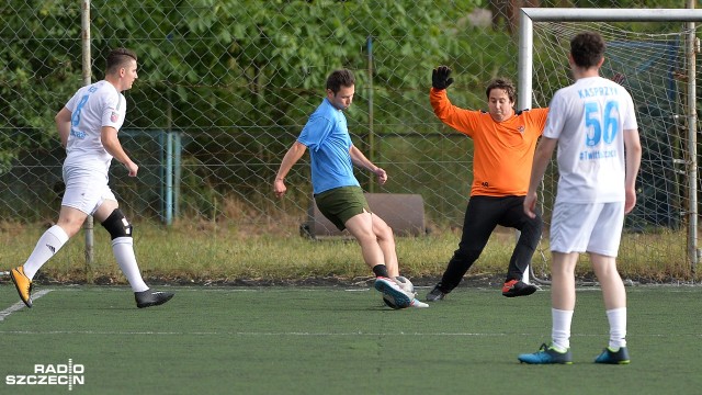 Reprezentacja Radia Szczecin pokonała drużynę Twitter Szczecin FC 7:3 w meczu, z którego dochód przeznaczono na szczecińskie schronisko dla zwierząt.
