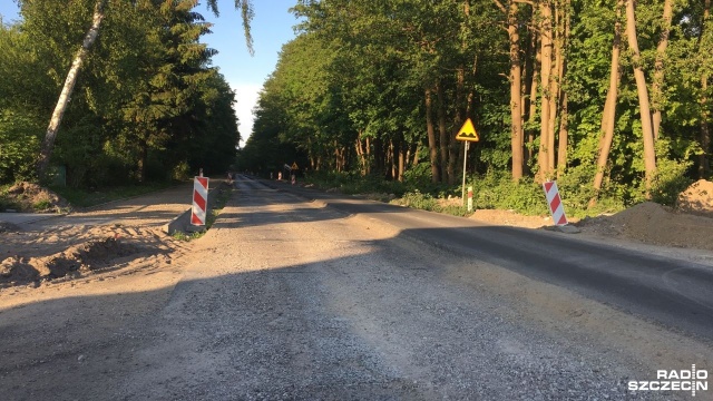 W piątek zlikwidowany został ruch wahadłowy przed mostem w Dziwnowie.