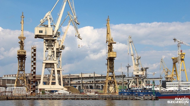 Grupa kapitałowa Immobile sprzedała za 21 milionów złotych szczecińską stocznię Pomerania - podaje portal Money.pl.