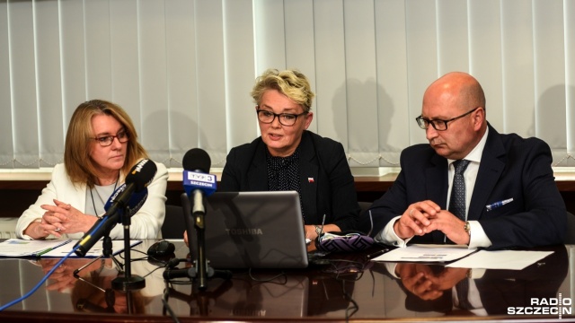 Maturzyści z Pomorza Zachodniego z najgorszą zdawalnością, ale Kuratorium Oświaty z wyników jest zadowolone. Bo procent tych, którym się udało, jest wyższy niż rok temu.
