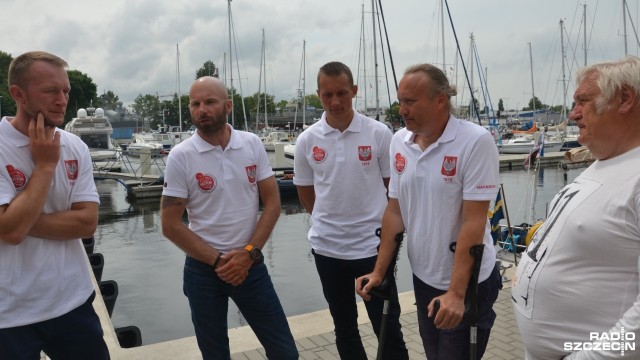 30 godzin zajęło trzem wioślarzom pokonanie Bałtyku na trasie z Kołobrzegu na duńską wyspę Bornholm. Swoją wyprawą chcieli uczcić stulecie odzyskania przez Polskę niepodległości.