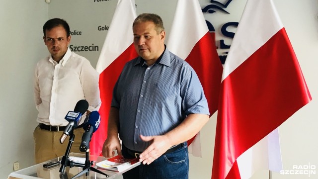 Pieśni Przybyli ułani pod okienko czy Piechota będzie można usłyszeć w niedzielę na placu Lotników w Szczecinie. Odbędzie się tam 15. edycja patriotycznego śpiewania. Okazją jest zbliżająca się 74. rocznica wybuchu Powstania Warszawskiego oraz obchodzone w tym roku 100-lecie odzyskania przez Polskę niepodległości.