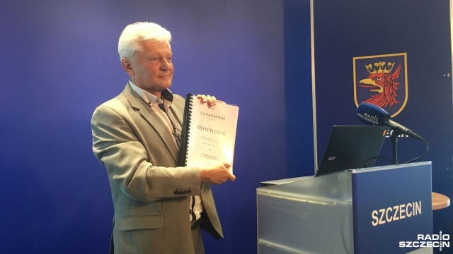 Organizatorzy 14. Międzynarodowego Festiwalu Muzycznego Sacrum Non Profanum ogłosili w poniedziałek program festiwalu. Na ponad tydzień zaplanowano koncerty w Szczecinie, Berlinie i Trzęsaczu. Ponadto odbędą się spotkania naukowe i pokaz filmu dokumentalnego o Paderewskim, bowiem to Ignacy Jan Paderewski jest tegorocznym patronem imprezy. Początek - 9 sierpnia.