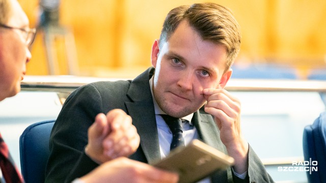 Przez casus radnego Wojciecha Dorżynkiewicza chcą rozwiązać problem dłużników w miejskiej bibliotece. W środę zbiera się Komisja Kultury szczecińskiej Rady Miasta. Zabiegała o to radna Platformy Obywatelskiej Urszula Pańka.