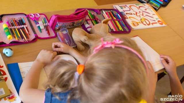 Duże zainteresowanie Polaków rządowym programem Dobry Start nie jest zaskoczeniem - mówili goście audycji Radio Szczecin na Wieczór.