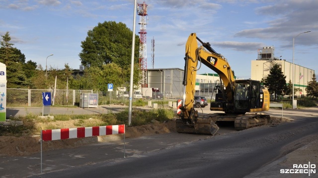 Na ulicy Kniewskiej rozpoczyna się kolejny etap przebudowy ulicy. Od rana jest ona dla autobusów komunikacji miejskiej nieprzejezdna.
