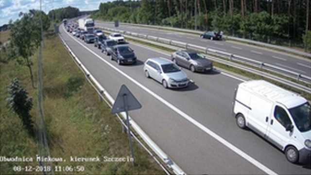 Korkuje się trasa S3 i krajowa trójka na odcinku od Szczecina do Wolina. Zwłaszcza na wysokości Przybiernowa, Ostromic i za Miękowem - tam gdzie jest prowadzony odcinkowy pomiar prędkości.