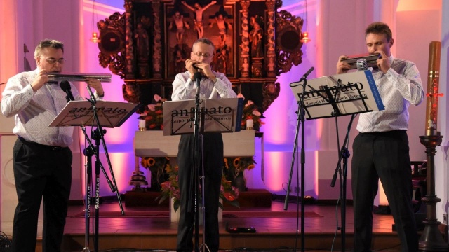 Repertuar na organy i harmonijki ustne wypełnił czwartkowy koncert festiwalu Sacrum Non Profanum w Trzęsaczu.