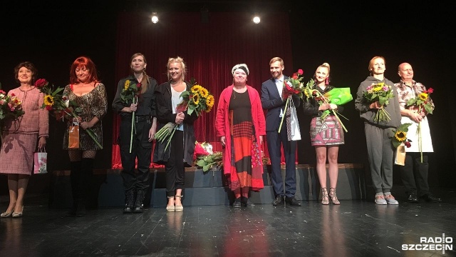 Była aktorka szekspirowska na emeryturze bohaterką sztuki Lepiej już było, której szczecińska premiera odbyła się w sobotę wieczorem na scenie Teatru Polskiego.