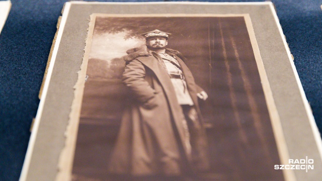 Unikatowe dokumenty, fotografie i obiekty obrazujące działania od 1914 do końca stycznia 1919 roku na rzecz odzyskania niepodległości i budowy państwowości polskiej, będzie można oglądać w zamku Książąt Pomorskich. W Galerii Przedmiotu o godzinie 17 odbyło się otwarcie wystawy z cyklu Drogi do niepodległości, Odważmy się być wolnymi.