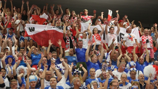 Reprezentacja Polski pokonała w Warnie Finlandię 3:1 (25:20, 26:28, 25:16, 25:15) w swoim trzecim meczu grupy D siatkarskich mistrzostw świata, rozgrywanych w Bułgarii i we Włoszech.