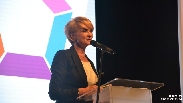 Anna Mieczkowska, kandydatka na prezydenta Kołobrzegu, zaprezentowała swój program wyborczy. Znalazły się w nim: ulgi i opieka medyczna dla seniorów, nowe żłobki i przedszkola, a także rozszerzenie oferty rozrywkowo-kulturalnej dla młodzieży.