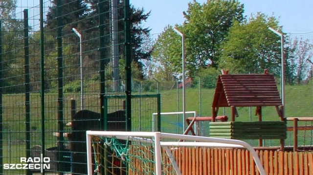 Dwa szczecińskie przedszkola nr 5 i 14 będą mieć nowe kompleksy sportowe. Powstaną tam boiska wielofunkcyjne: do mini piłki nożnej czy mini koszykówki, będzie też bieżnia i piaskownica.