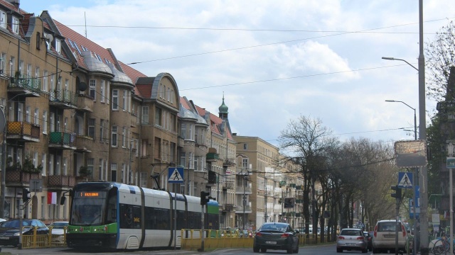 Rozpoczął się remont czterech oficyn przy Al. Bohaterów Warszawy i ulicy Pocztowej w Szczecinie. To pierwsza część projektu Szczecińskiego Towarzystwa Budownictwa Społecznego, zakładającego gruntowną modernizację dziewięciu kamienic w tym rejonie.