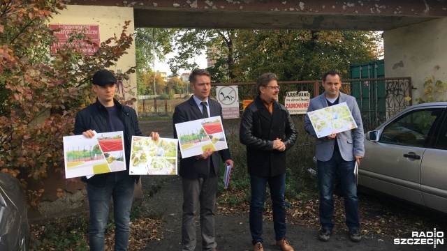 Prezydencie czas działać - apelują do Piotra Krzystka działacze Nowoczesnej. Chodzi o zrujnowany i zarośnięty kompleks sportowy przy ulicy Chopina w Szczecinie.