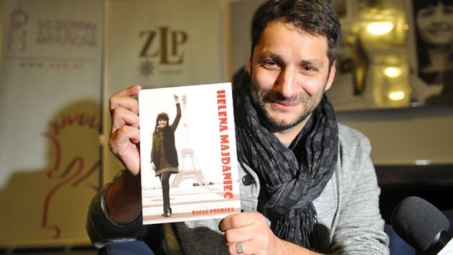 Swoje jubileusze obchodzą: 20-lecia pracy Róża Czerniawska-Karcz - poetka, publicystka i eseistka oraz 30-lecia: Rafał Podraza, poeta, autor tekstów piosenek, dziennikarz, autor 24 książek.