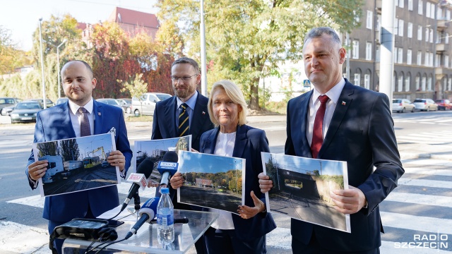 Miasto Szczecin i Urząd Marszałkowski zapominają od lat o ulicach prowadzących wzdłuż Odry przez okolice stoczni, Stołczyn i Skolwin, łącząc miasto z Policami. Nic się tam nie dzieje, właściwie od czasów II Wojny Światowej - mówili w piątek, podczas specjalnie zwołanej konferencji, kandydujący z listy Prawa i Sprawiedliwości do Sejmiku Województwa, Rady Szczecina i na Burmistrza Polic.
