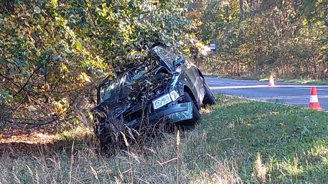 Jedna osoba zginęła a druga została ranna w wypadku, do którego doszło pod Kołobrzegiem.