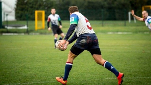 Historyczny sukces rugbistów Kaskady Szczecin. Nasz zespół zajął drugie miejsce w turnieju Pucharu Polski rugby olimpijskim 7, zakończonym we Wrocławiu. W finałowym meczu szczecinianie przegrali z Posnanią Poznań 19:24.