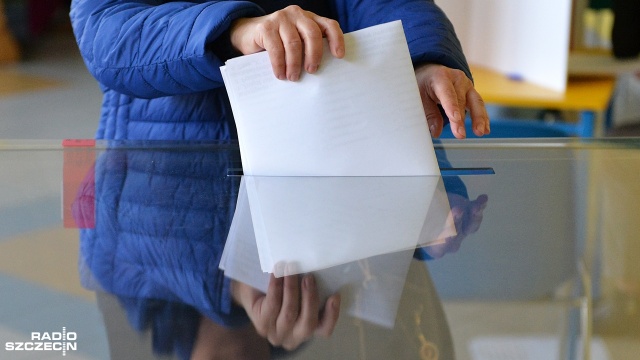 Drugiej tury wyborów samorządowych nie będzie w Stargardzie i najprawdopodobniej w Koszalinie, Świnoujściu oraz Goleniowie. Dogrywka w wyborach na prezydenta szykuje się za to w Kołobrzegu.