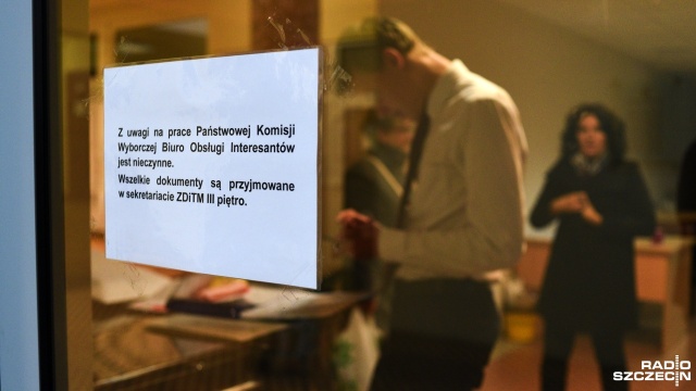 Poranna niespodzianka czekała w poniedziałek rano na pracowników oraz interesantów Zarządu Dróg i Transportu Miejskiego w Szczecinie.