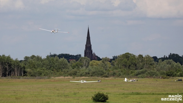 Władze Szczecina chcą modernizować lotnisko w Dąbiu. Po zakończeniu prac mają się odbywać nie tylko loty sportowe i szkoleniowe, jak to dzieje się dzisiaj.