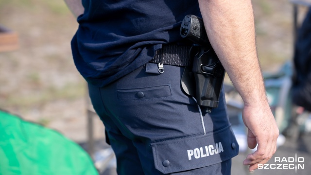 Ukrywał się przed więzieniem za zniszczenie mienia, wpadł z narkotykami. 23-latek z Niebuszewa zatrzymany przez szczecińską policję.