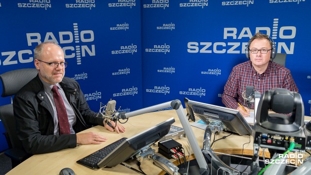 Piotr Krzystek wygrał, bo okazał się dobrym gospodarzem - mówił w poniedziałek w Rozmowach pod krawatem politolog Maciej Drzonek.