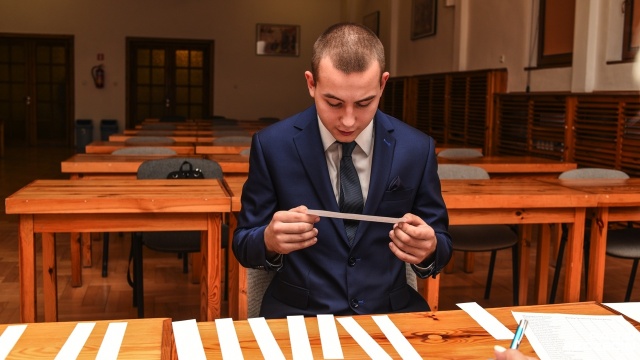 Gabriel Ogorzałek z I Liceum Ogólnokształcącego w Stargardzie wygrał konkurs Polskie drogi do niepodległości 1914-1923. Był jedynym, który odpowiedział na wszystkie pytania w części pisemnej. W konkursie wzięli udział uczniowie ze szkół ponadgimnazjalnych w naszym województwie.