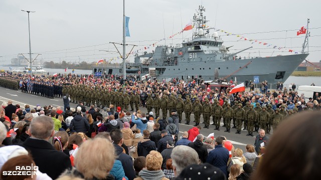 Wykonali Mazurka Dąbrowskiego na kilka tysięcy gardeł. Szczecinianie dokładnie w południe na Wałach Chrobrego odśpiewali hymn narodowy. To w ramach akcji Niepodległa do hymnu.