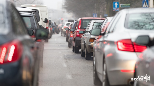 Pozytywnie o szykujących się przepisach dotyczących tzw. korytarzy życia, czyli przestrzeni dla pojazdu jadącego na sygnale, wypowiadają się eksperci Radia Szczecin na Wieczór.
