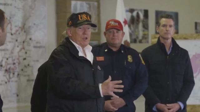 Donald Trump odwiedził osobiście tereny w północnej części Kalifornii zniszczone przez śmiercionośny pożar. Prezydent długo nie mógł uwierzyć w to, co zobaczył. Według ostatnich informacji żywioł zabił już 79 osób.