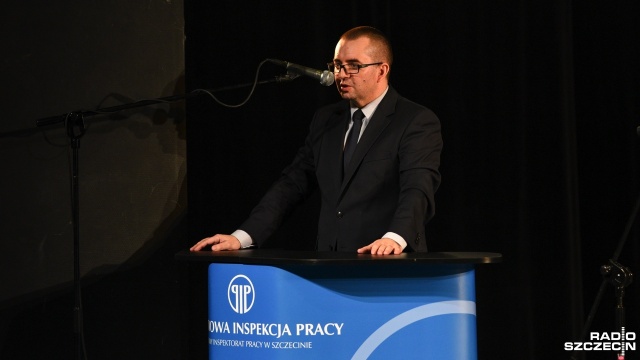 Na co dzień dbają o przestrzeganie prawa pracy, w poniedziałek spotkali się w Teatrze Lalek Pleciuga, by podsumować mijający rok. To uczestnicy gali zorganizowanej przez Okręgowy Inspektorat Pracy w Szczecinie.