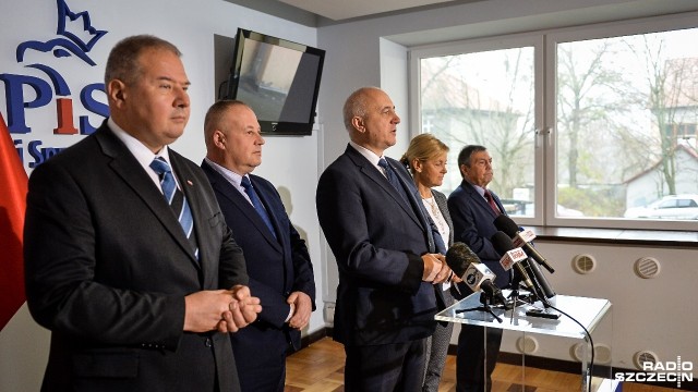 Prawo i Sprawiedliwość przechodzi do opozycji zarówno w sejmiku województwa zachodniopomorskiego, jak i w Radzie Miasta Szczecina.