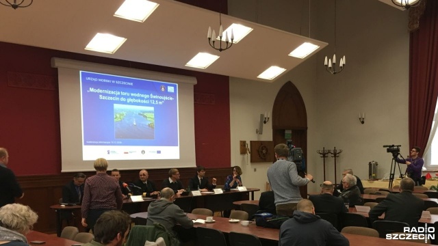 Dwie, największe na świecie, firmy hydrotechniczne zmodernizują tor wodny Szczecin-Świnoujście. To spółki z Holandii i Belgii.