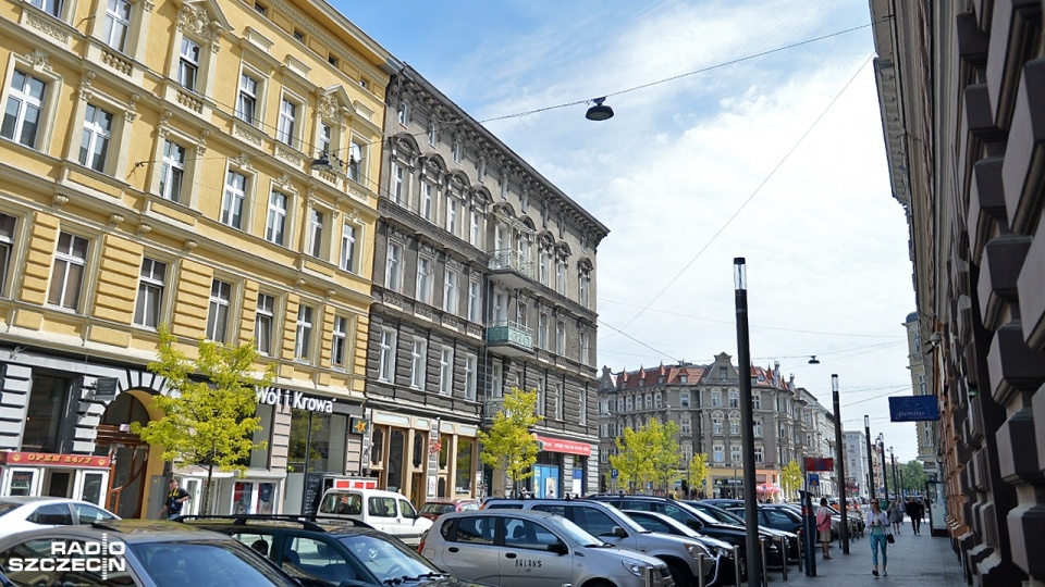 Przedsiębiorcy z Jagiellońskiej w najbliższym czasie po raz kolejny złożą takie pismo do urzędu. Przebudowa ulicy zakończyła się w listopadzie ubiegłego roku. Remont kosztował 6 mln złotych. Fot. Łukasz Szełemej [Radio Szczecin]