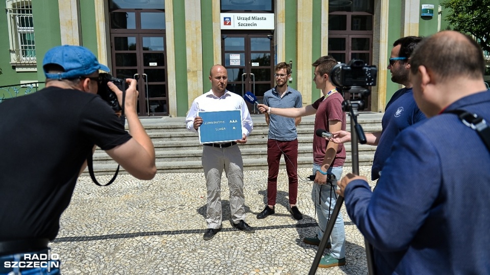 Konferencja Piotra Czypickiego ze Szczecińskiego Ruchu Miejskiego. Fot. Łukasz Szełemej [Radio Szczecin]