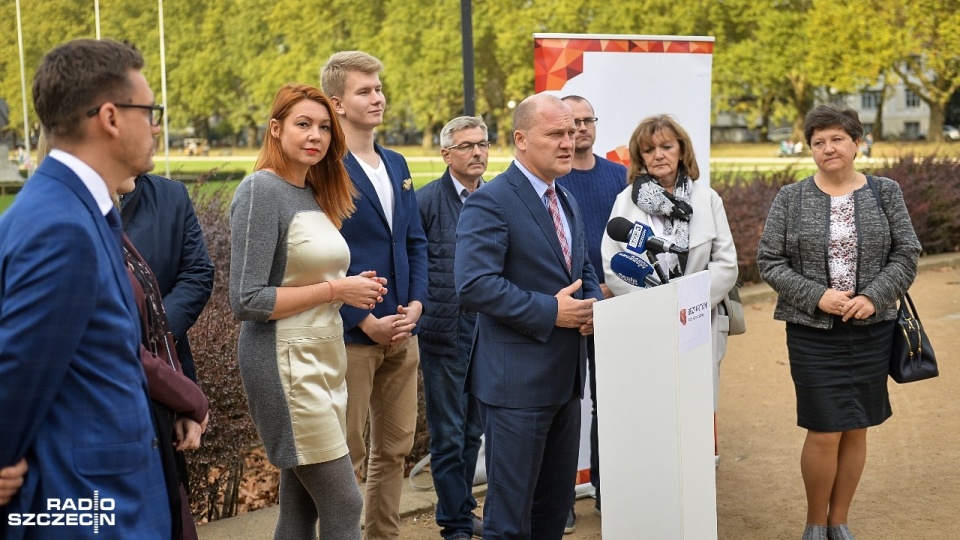 Konferencja Bezpartyjnych. Fot. Łukasz Szełemej [Radio Szczecin]