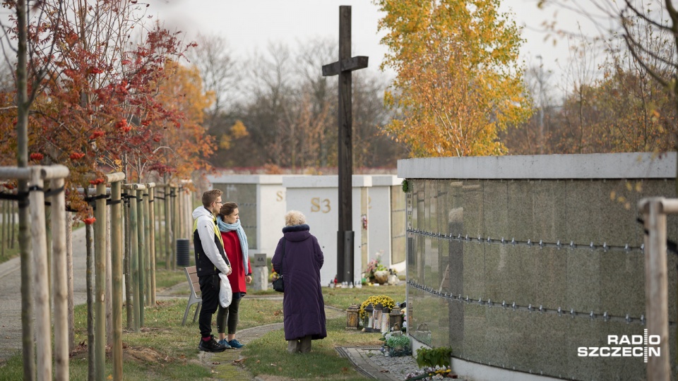 Cmentarz Zachodni przy ulicy Bronowickiej w Szczecinie. Fot. Robert Stachnik [Radio Szczecin]