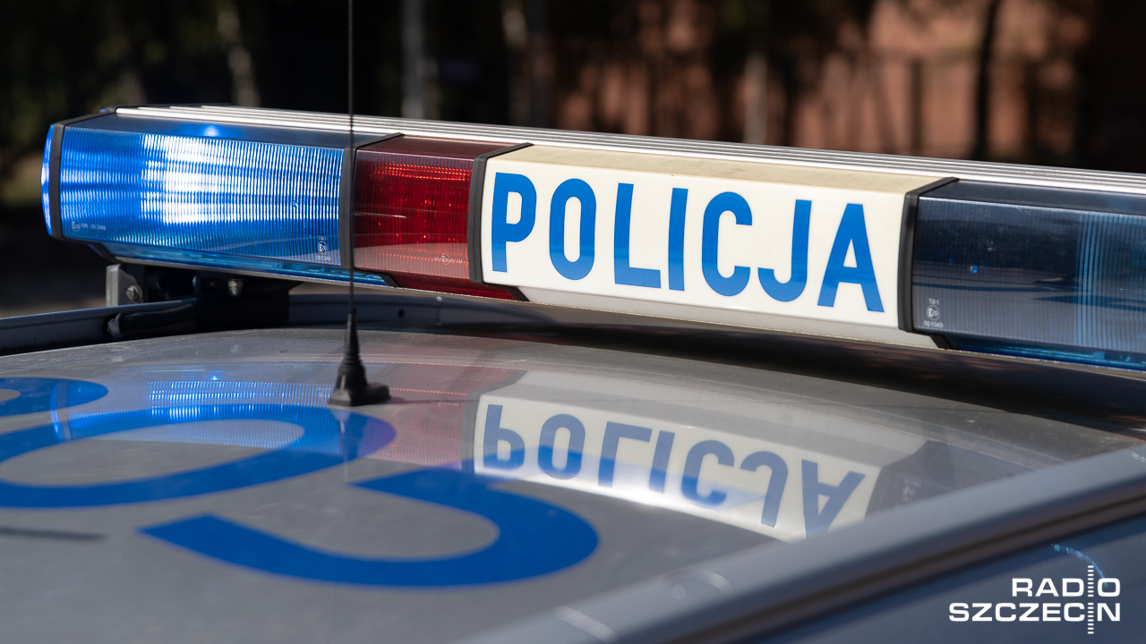 Okradli niepełnosprawnego mężczyznę, a następnie go pobili - mowa o trzech osobach zatrzymanych przez kołobrzeską policję.