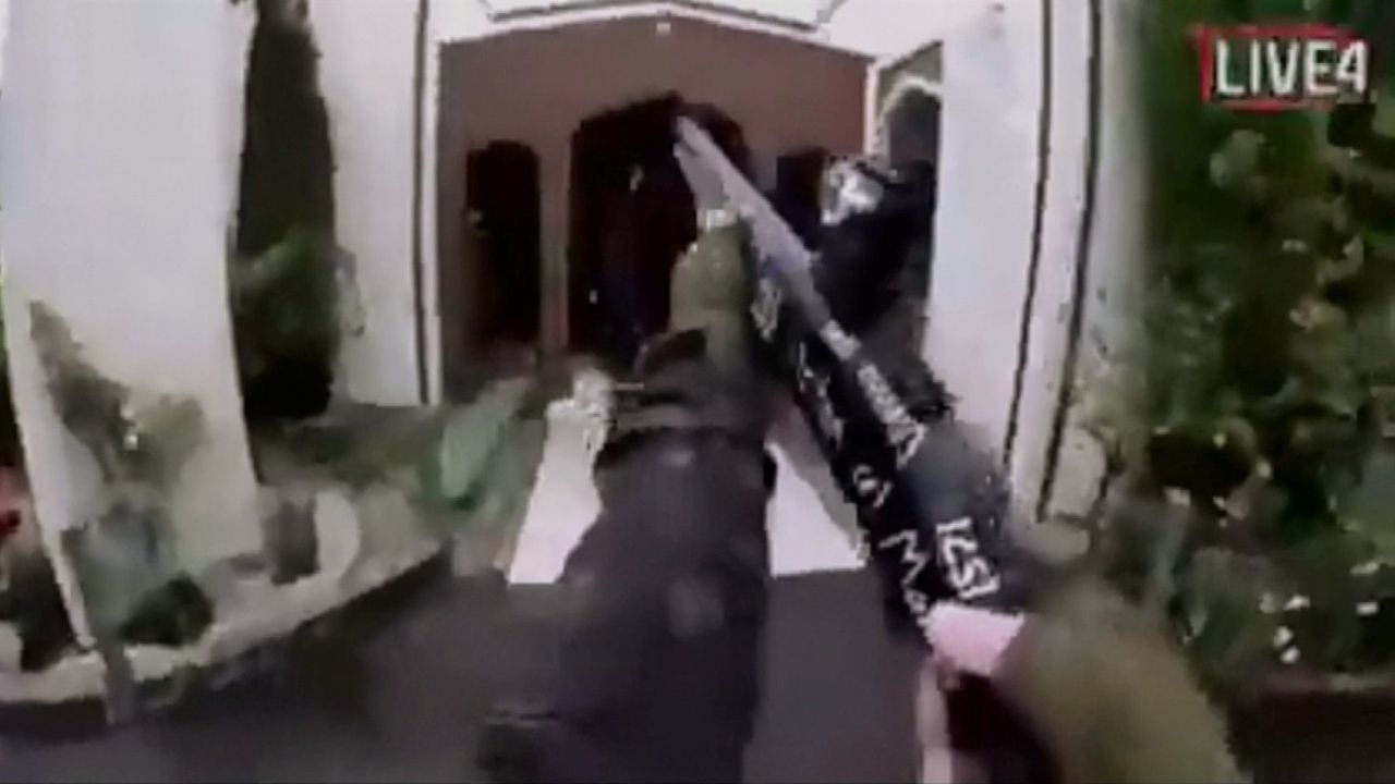 Polskie służby badają polski wątek w zamachu na meczety w Nowej Zelandii.